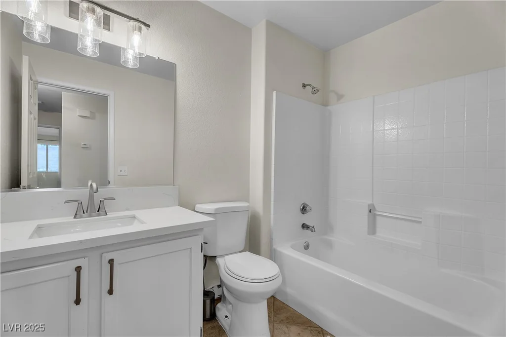 3713 Nairobi, North Las Vegas, NV 89032
