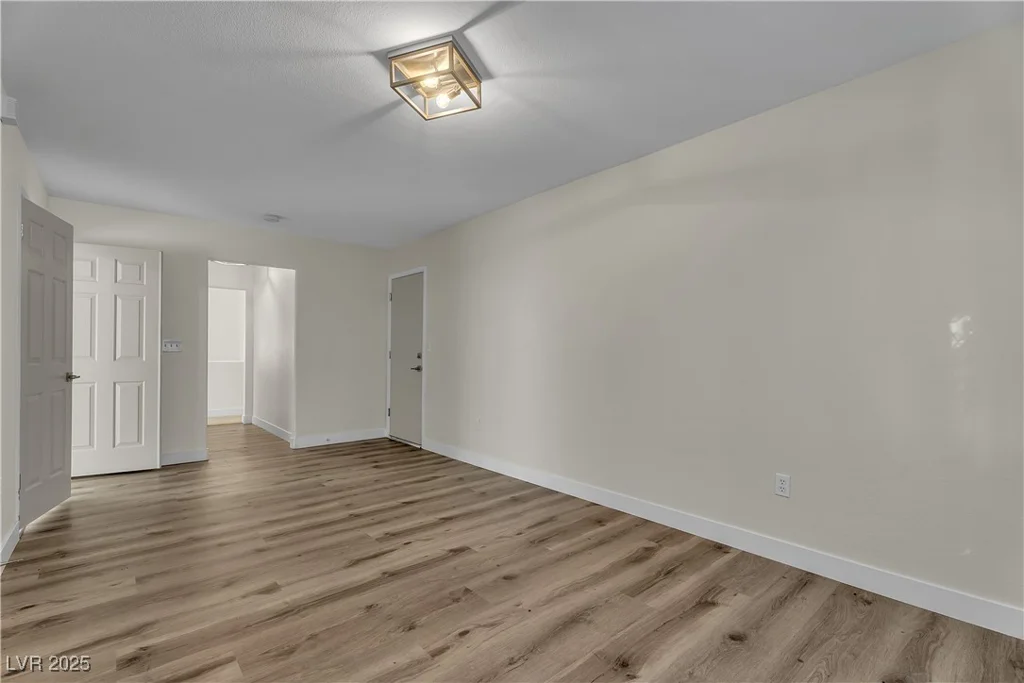 3713 Nairobi, North Las Vegas, NV 89032