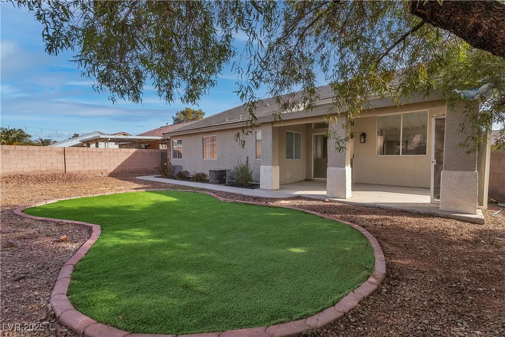3713 Nairobi, North Las Vegas, NV 89032