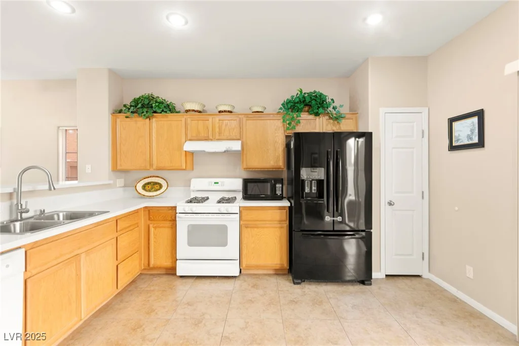 11135 Abbeyfield Rose, Henderson, NV 89052