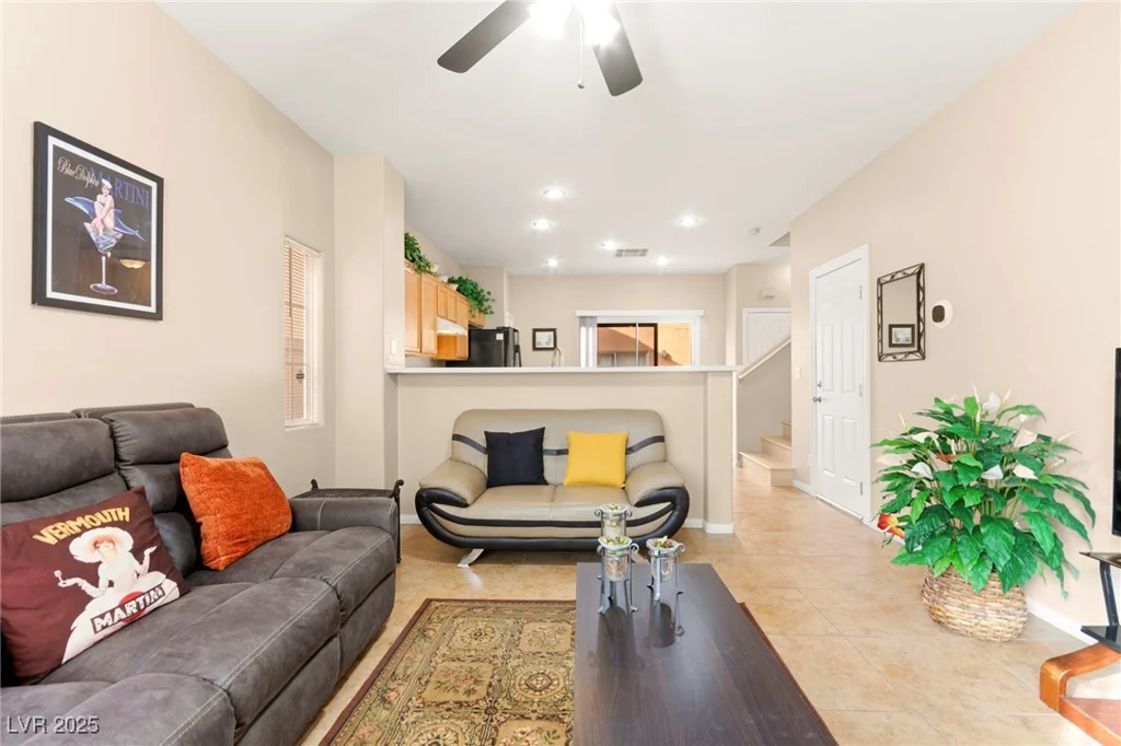 11135 Abbeyfield Rose, Henderson, NV 89052