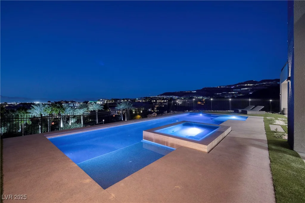 609 Sleeping Dragon, Henderson, NV 89012