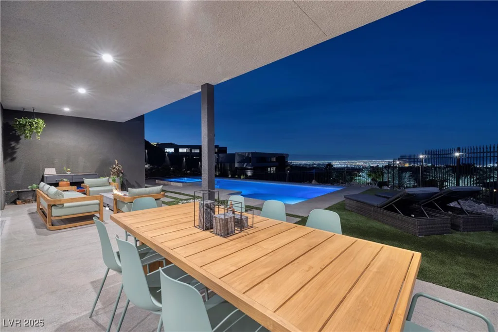 609 Sleeping Dragon, Henderson, NV 89012