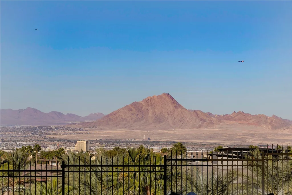 609 Sleeping Dragon, Henderson, NV 89012