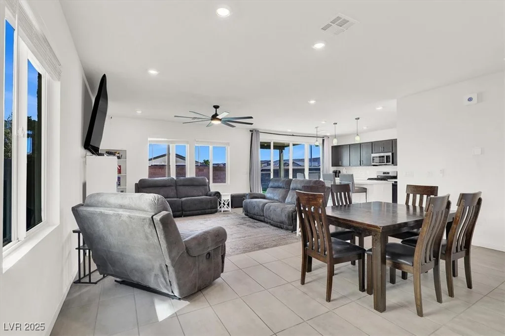 6618 Palm Branch, North Las Vegas, NV 89086