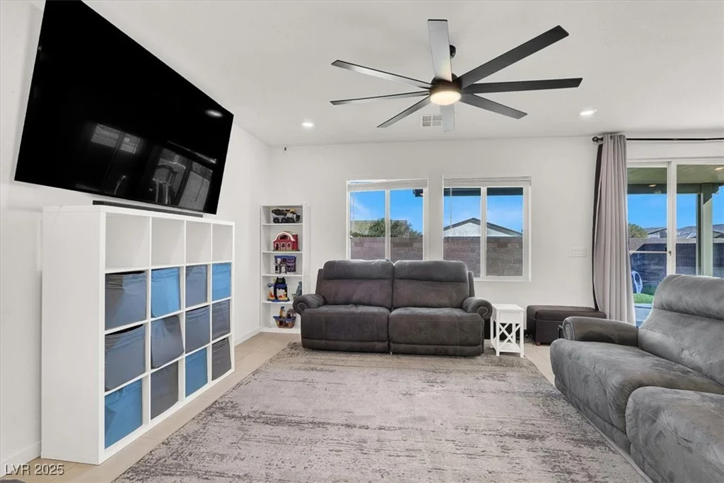 6618 Palm Branch, North Las Vegas, NV 89086