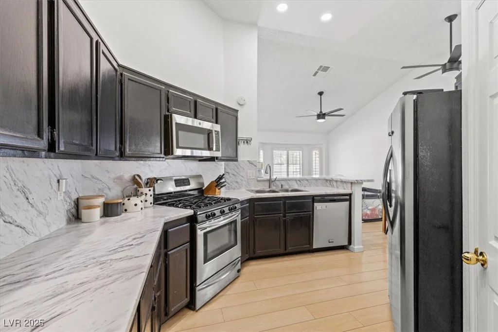 2513 Aberdeen, Henderson, NV 89014