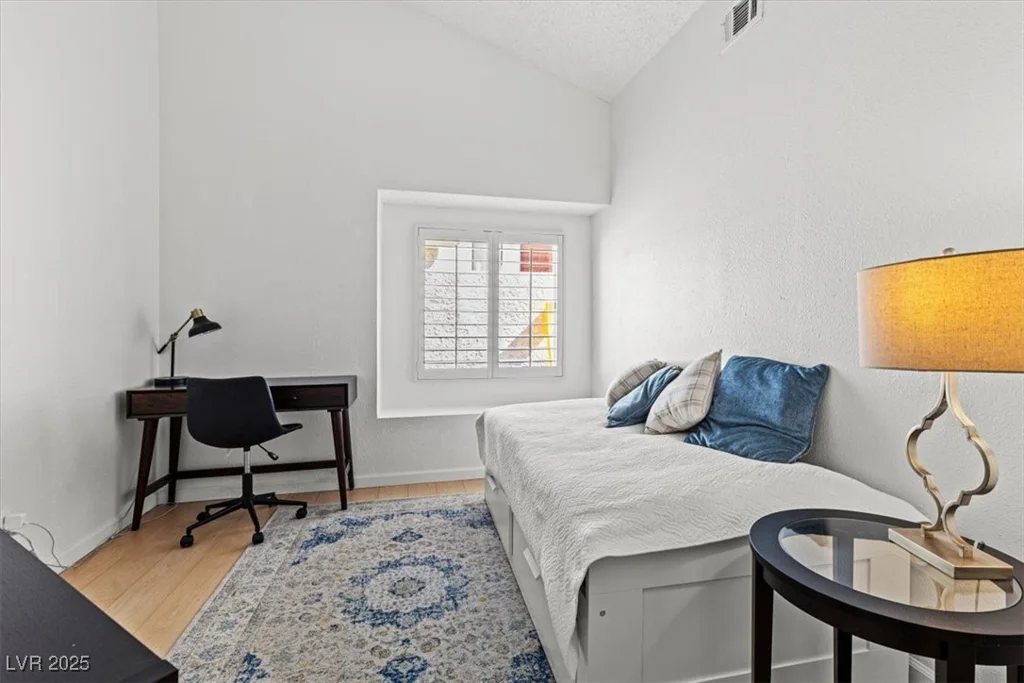 2513 Aberdeen, Henderson, NV 89014