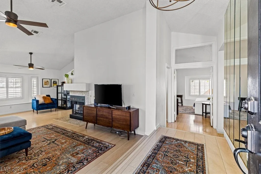 2513 Aberdeen, Henderson, NV 89014