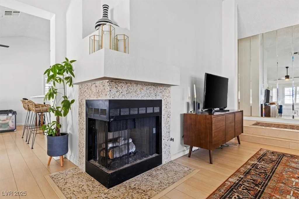 2513 Aberdeen, Henderson, NV 89014