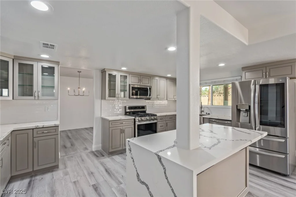 326 Fuente, Henderson, NV 89014