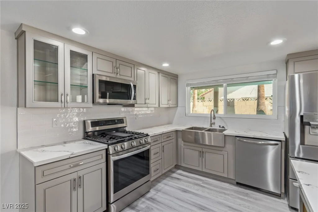 326 Fuente, Henderson, NV 89014