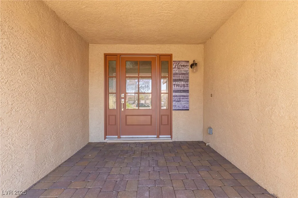 326 Fuente, Henderson, NV 89014