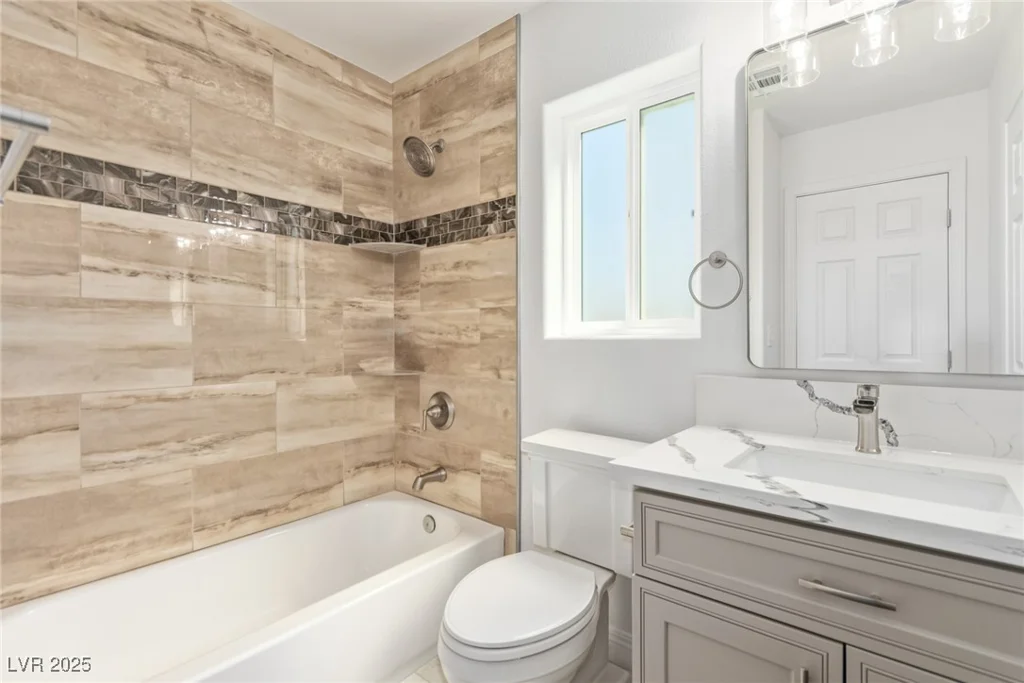 326 Fuente, Henderson, NV 89014