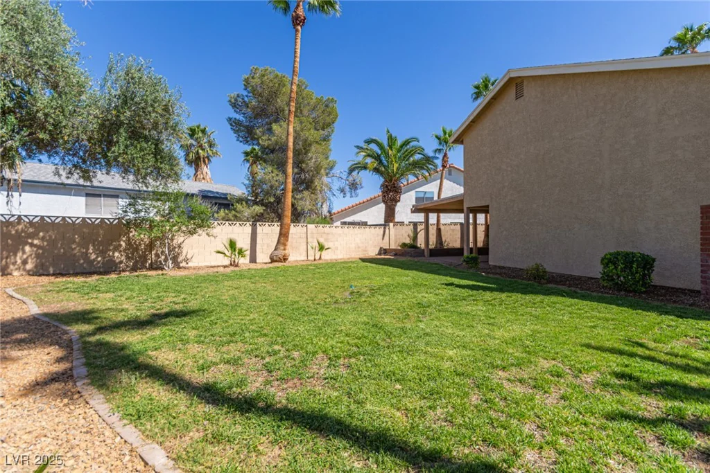 326 Fuente, Henderson, NV 89014