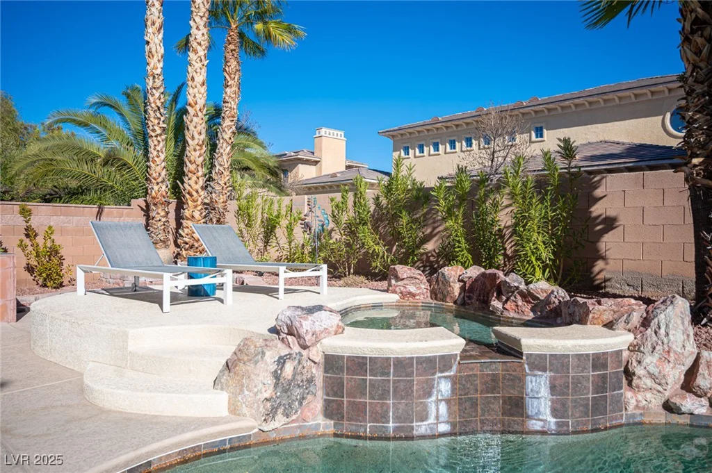 204 Ring Dove, Las Vegas, NV 89144