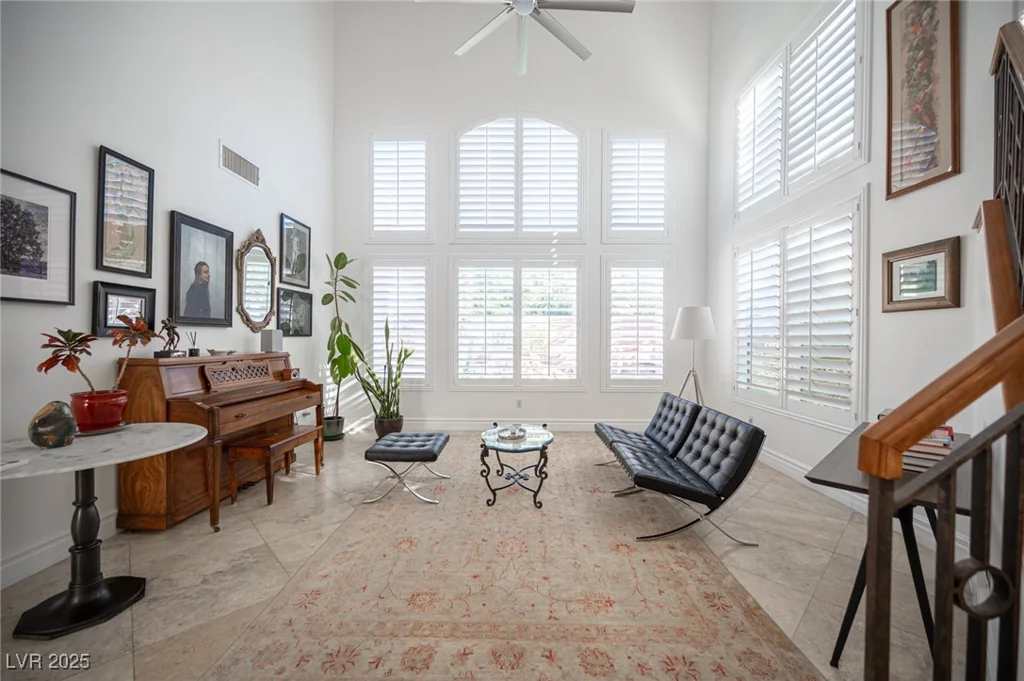 204 Ring Dove, Las Vegas, NV 89144