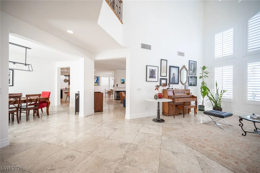 204 Ring Dove, Las Vegas, NV 89144