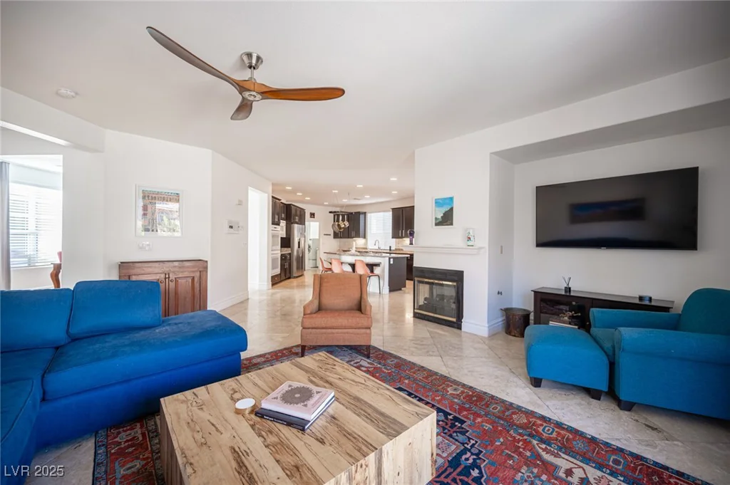 204 Ring Dove, Las Vegas, NV 89144