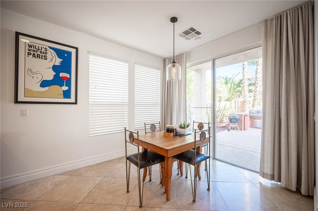 204 Ring Dove, Las Vegas, NV 89144