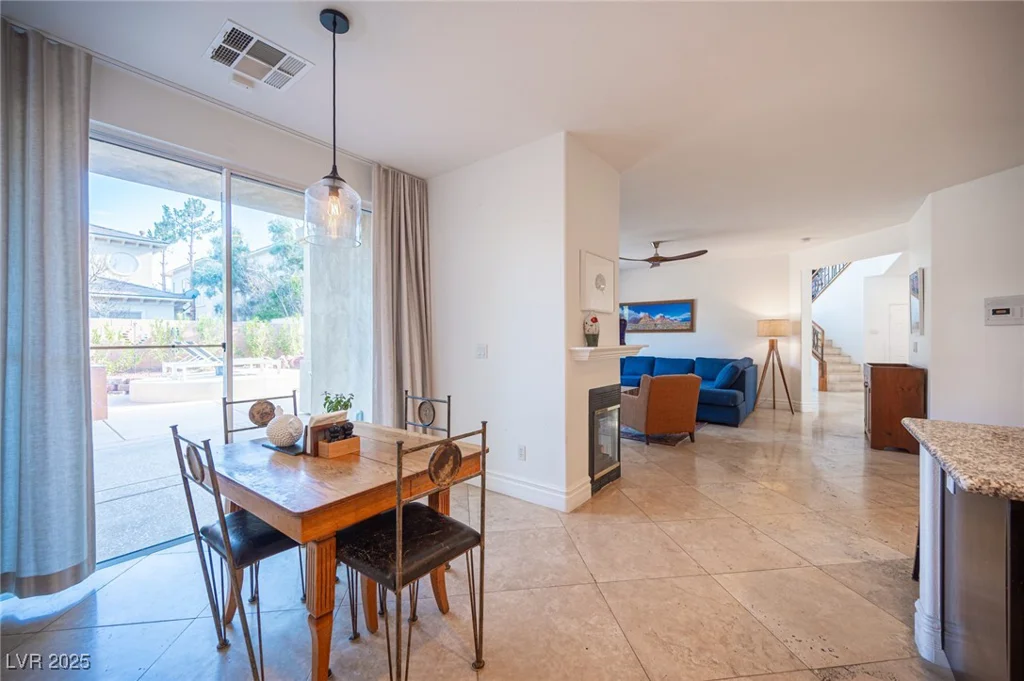 204 Ring Dove, Las Vegas, NV 89144
