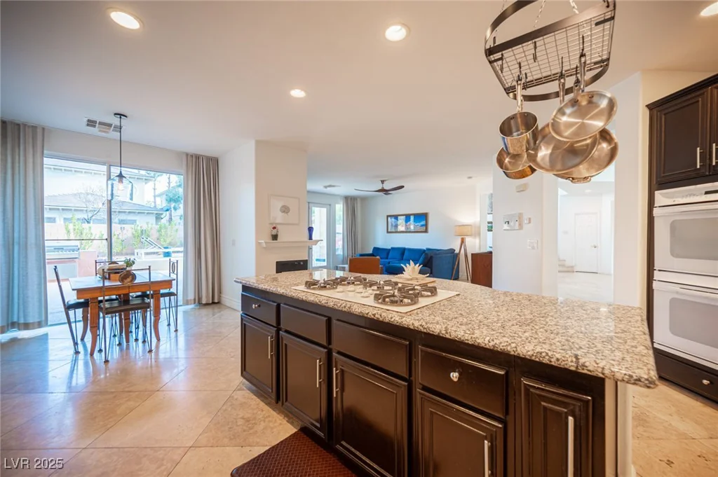 204 Ring Dove, Las Vegas, NV 89144