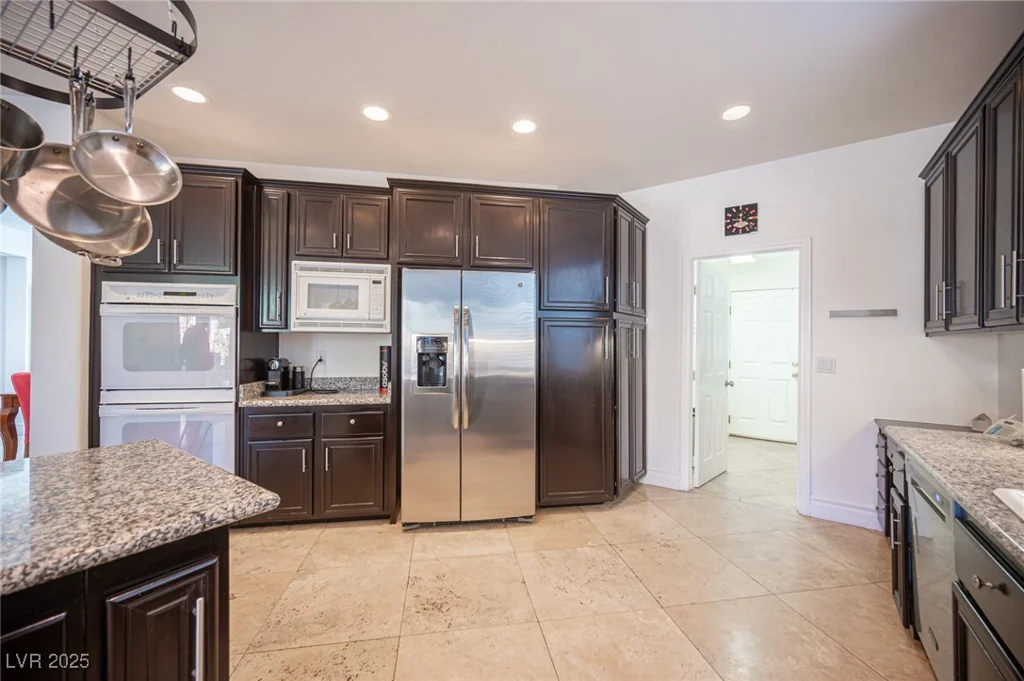 204 Ring Dove, Las Vegas, NV 89144