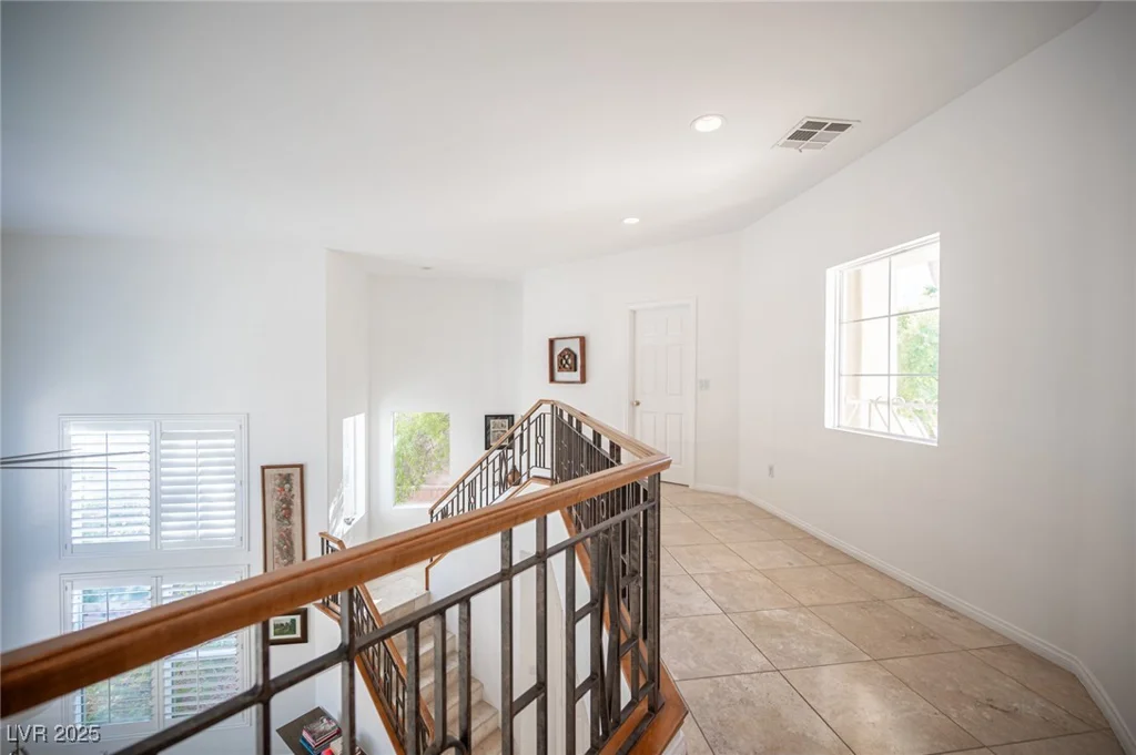 204 Ring Dove, Las Vegas, NV 89144