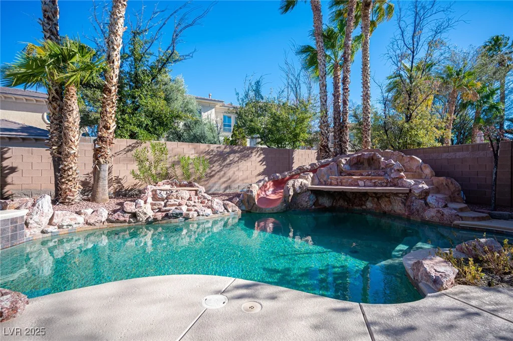 204 Ring Dove, Las Vegas, NV 89144