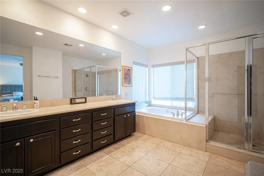 204 Ring Dove, Las Vegas, NV 89144