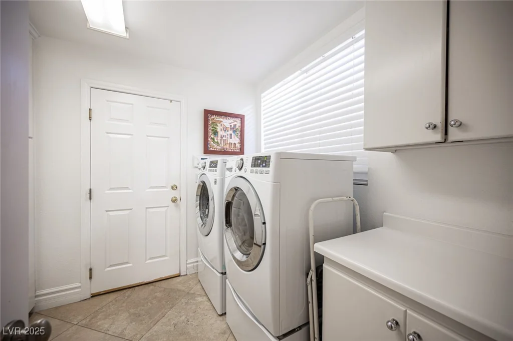 204 Ring Dove, Las Vegas, NV 89144