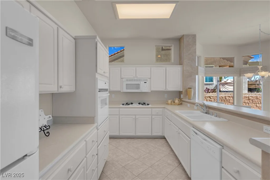 11032 Mission Lakes, Las Vegas, NV 89134