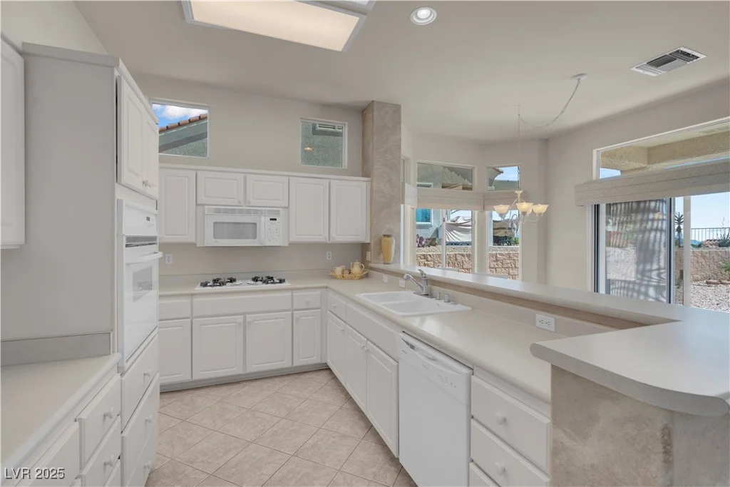 11032 Mission Lakes, Las Vegas, NV 89134
