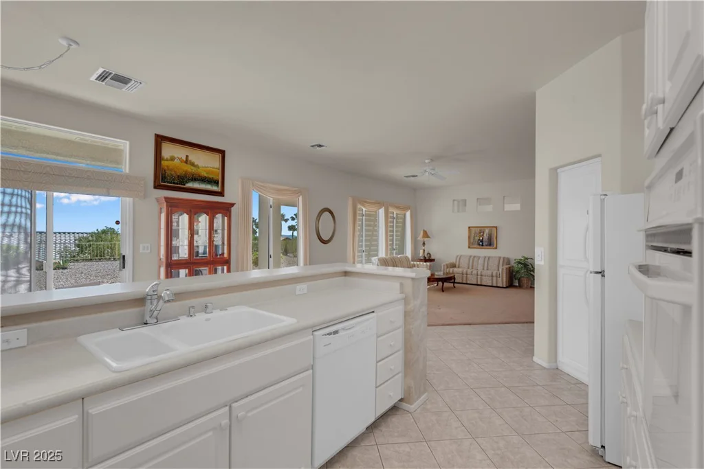 11032 Mission Lakes, Las Vegas, NV 89134