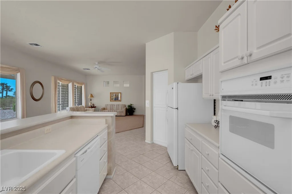 11032 Mission Lakes, Las Vegas, NV 89134