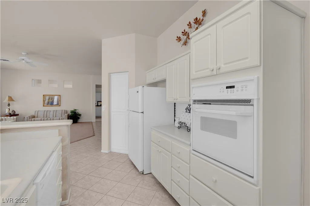 11032 Mission Lakes, Las Vegas, NV 89134