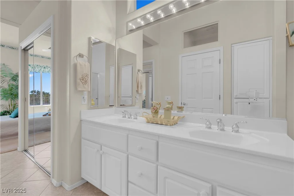 11032 Mission Lakes, Las Vegas, NV 89134