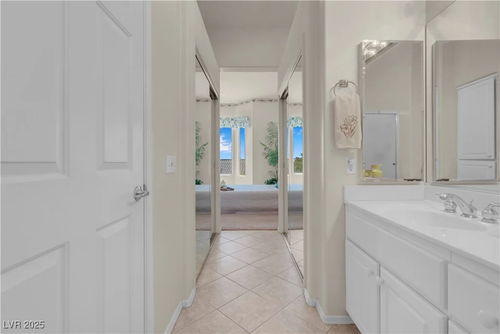 11032 Mission Lakes, Las Vegas, NV 89134
