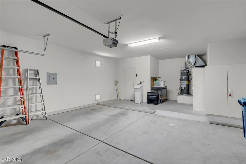 11032 Mission Lakes, Las Vegas, NV 89134