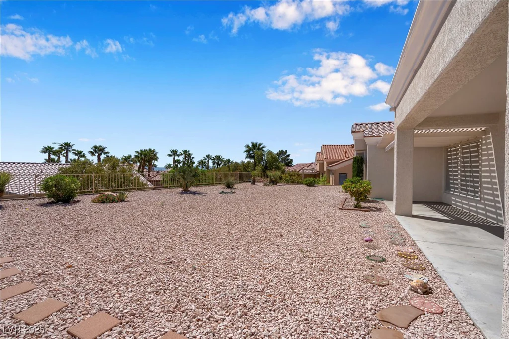 11032 Mission Lakes, Las Vegas, NV 89134