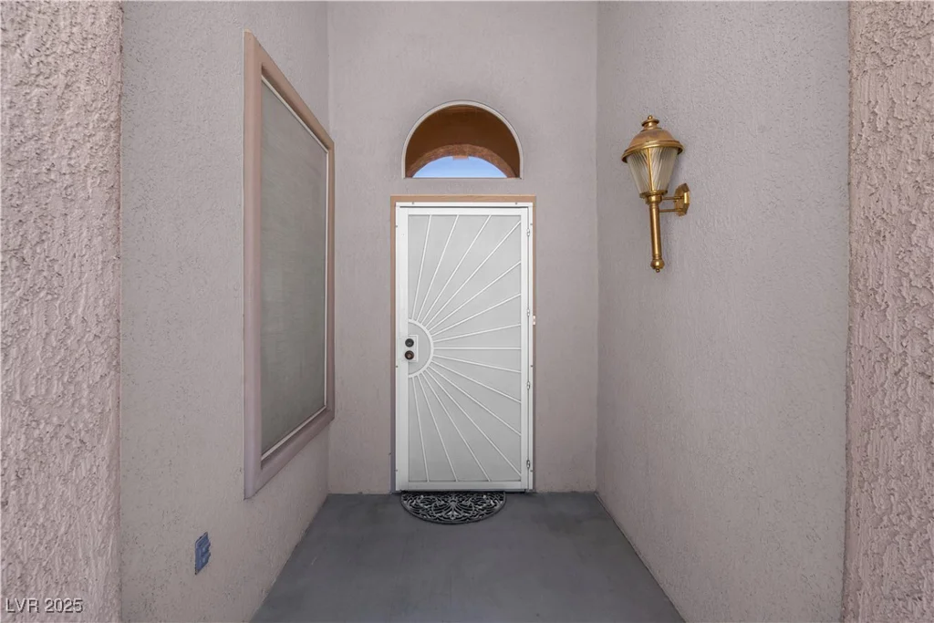 11032 Mission Lakes, Las Vegas, NV 89134