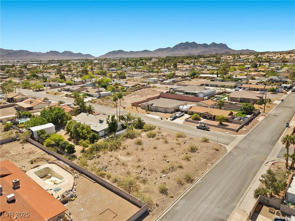 200 E. Kimberly, Henderson, NV 89015