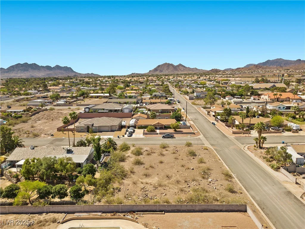 200 E. Kimberly, Henderson, NV 89015