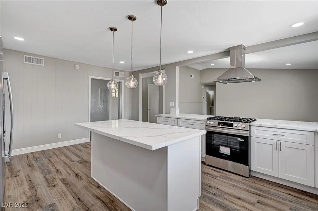 4387 Sun Vista, Las Vegas, NV 89104