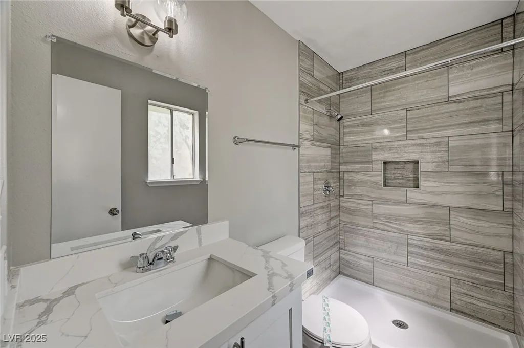4387 Sun Vista, Las Vegas, NV 89104