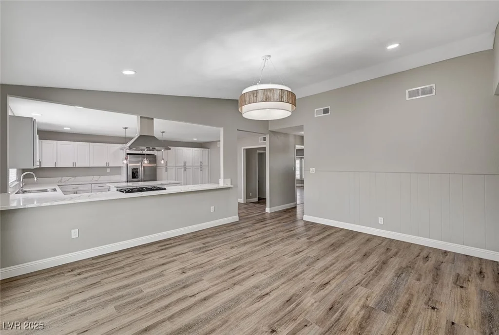 4387 Sun Vista, Las Vegas, NV 89104