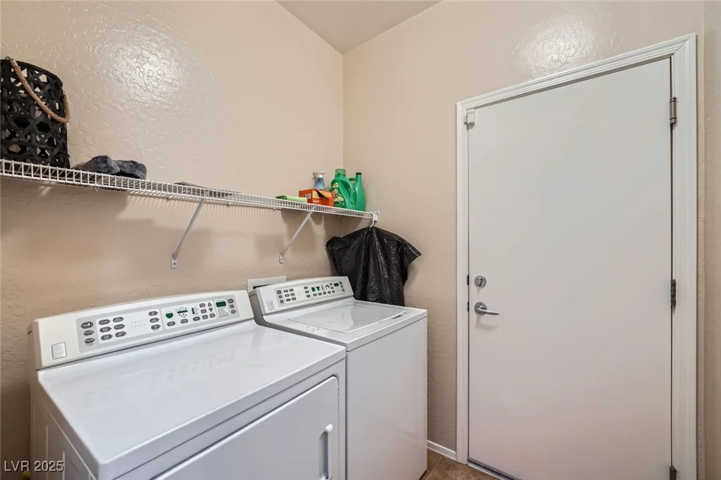 2423 Jada, Henderson, NV 89044