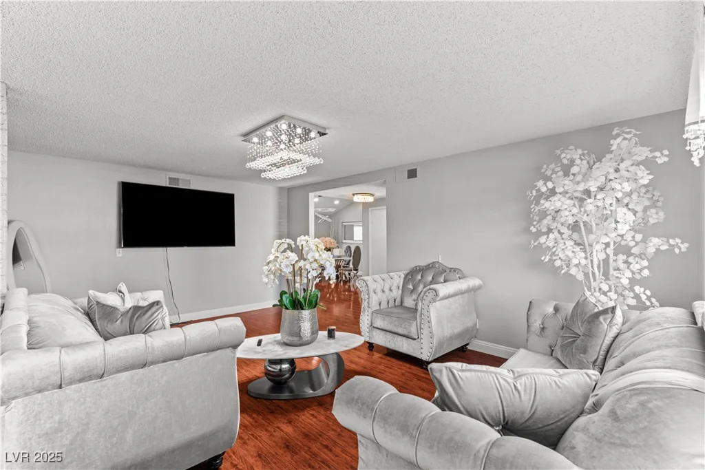 4115 Ridgewood, Las Vegas, NV 89120