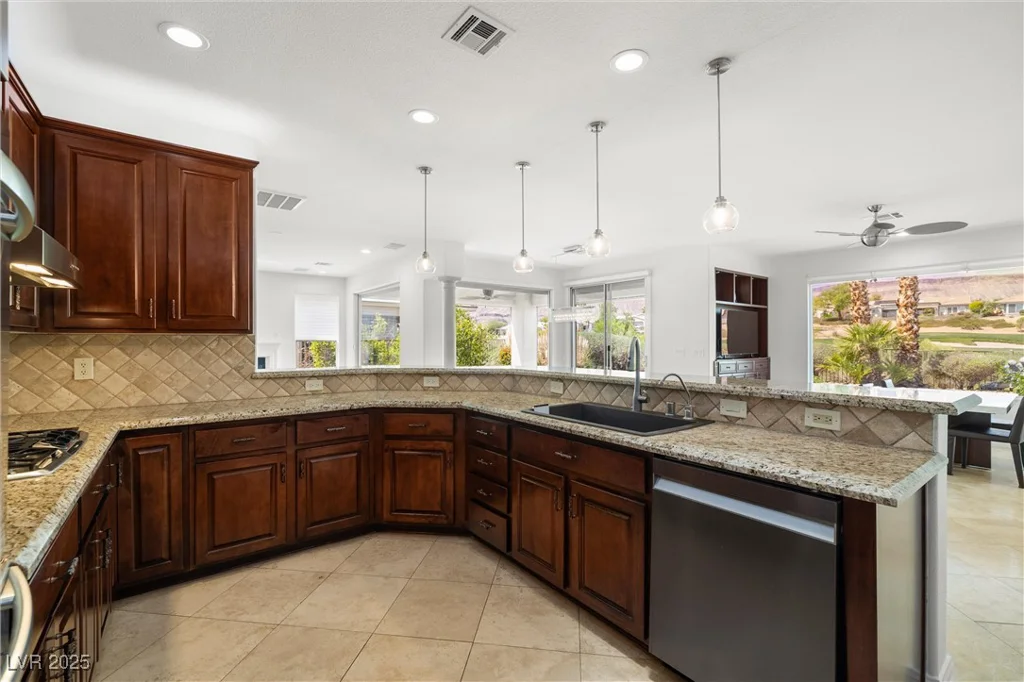 5067 Pensier, Las Vegas, NV 89135