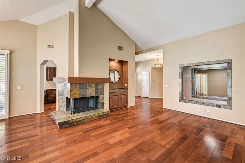 2832 Cape Hope, Las Vegas, NV 89121